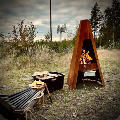 CARELIA® Firehut (outdoor fireplace & BBQ-grill)